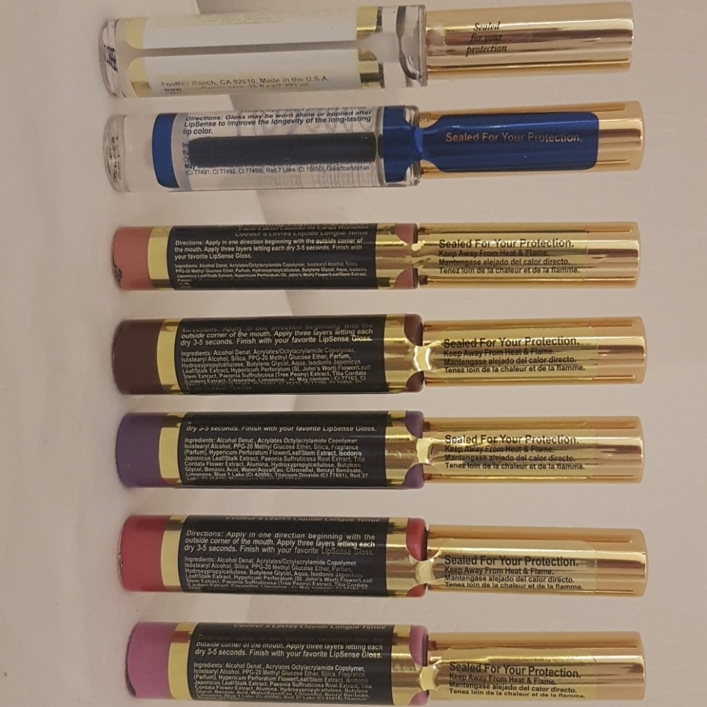 LipSense Liquid Lip Color - Picture 2 of 3